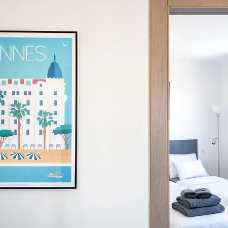 La Rotonde Yourhosthelper Cannes